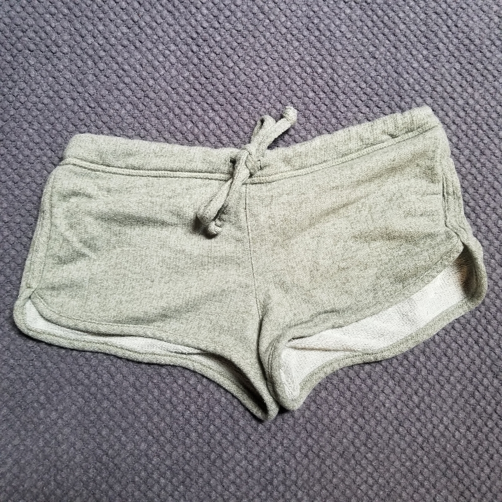🛍 Medium Green Forever 21 Comfy Tie Shorts